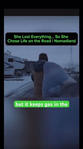 She Lost Everything… So She Chose Life on the Road | Nomadland#cinemarecap