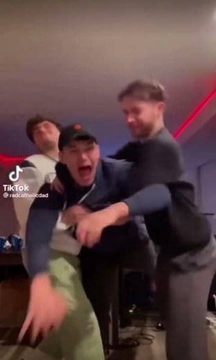 Guy begging please meme