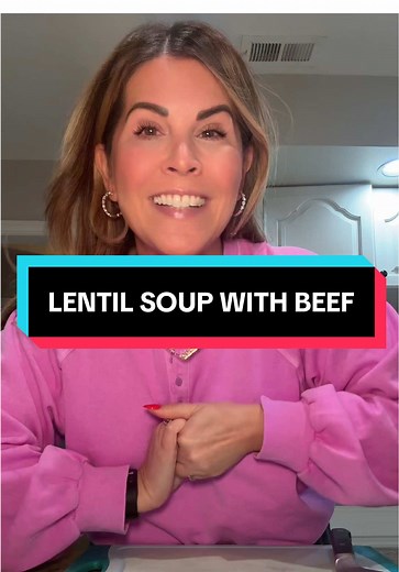 Homemade lentil soup— hearty enough as-is but made even better by adding beef! 🥕🧅🥬🥩 #PhillyFoodGirl . . #PFG #homemade #recipe #philly