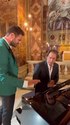 Coming out soon #collaboration #100millionsviews #hausercello🎻🌹🎻🌏🎻🌹🙌🌏🎻🌹🎻