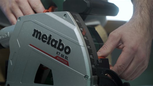 NEW: 1,200 Watt plunge cut circular saw KT 66 BL 🤩 Our new plunge cut circular saw has a unique cutting depth of up to 66 mm and a brushless motor for powerful plunge cutting - service-free. 👌 Precise cutting results are achieved with the use of guide rails with a cutting depth of up to 61 mm. Thanks to the new electronic safety shutdown, there is no kickback when the saw blade stops unexpectedly. The machine stops automatically for maximum user protection. Low-dust sawing is possible with the