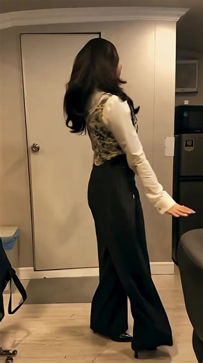 😋🔥GM dance centre😊🔥 (@tehminasattar1)’s videos with original sound - 😋🔥GM dance centre😊🔥