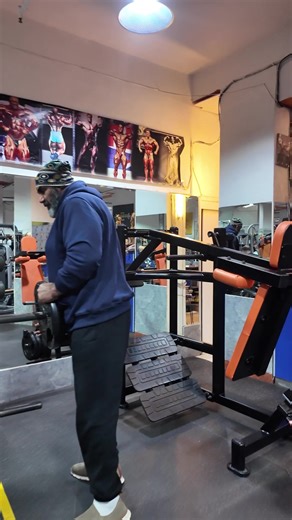 Strongman Leg Lifting Challenge: 400 Kg Workout