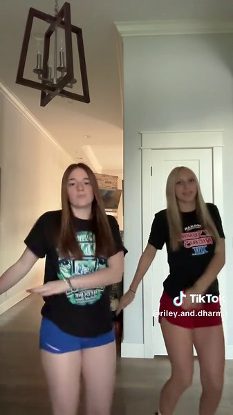 Best Friends Dance Challenge to Snack Song