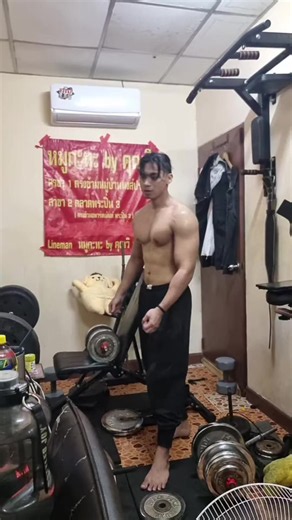 วิดีโอของ Nak ka wat (@nak_ka_wat) พร้อมเพลง original sound - Nak ka wat