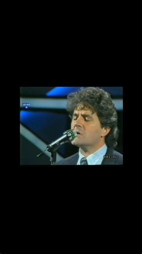 #RoadtoSanremo2026 - Puntata 2 (Story) - 1988 Sanremo 1988 - Campioni - 5° posto - Fausto Leali - "Mi manchi" Siamo alla canzone quinta classificata per la sezione Campioni al Festival di Sanremo 1988, ed eccoci a un grandissimo Fausto Leali con "Mi manchi". Si legge "nel brano, un uomo si accorge dell'importanza della propria compagna solo dopo averla persa e non intende innamorarsi di altre donne perchè sarebbe solo un inganno ai propri sentimenti". Di Fabrizio Berlincioni e Franco Fasano: "Mi