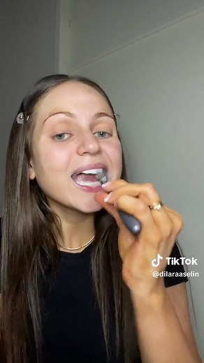 Colgate Max White Overnight Whitening Pen Review | Avondroutine