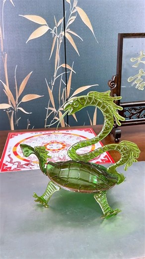 Make a green turtle out of sugar