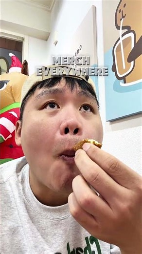 Capybara Café in Taipei 🐹 Feed, Chill… and Yes, Poop?!