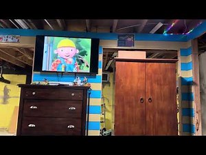 Opening to Hit Entertainment Snow Days on DVD