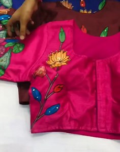 Exclusive desginer model saree… Uppada blend kalmakari digital print saree Contrast Gadwal desgin boarder Light weight sulb Cotton saree… with zari chex Beautiful best handpicked colour with the best flower digital print saree The plain contract blouse with zari is a beautiful complement saree have rich pallu 🛑1. Running blouse 🛑2. Fully stitched blouse pichwai print with handwork Size 40 2 inch margin *Price combo ~1699/-* free shipping *Don’t miss beautiful collection ready to dispatch siv |