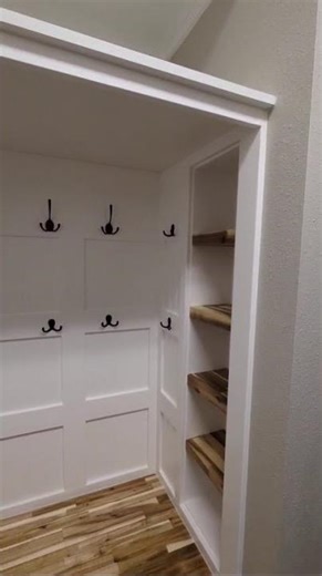Laundry/Mud Room in Highlands Ranch, CO