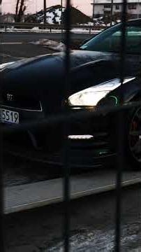 nissan gtr r35 2015 (unloading from a tow truck, revving, driving) #nissan #gtr #fyp #car #poland