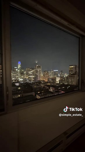 😩whyy would that even happen edit: this place is for sale btw😭you too could have this apocalyptic sunrise. dm me 1001 Pine Street Unit 1211 San Francisco CA 94109 https://zenlist.com/listing/sfar:426098916?as=lolia.mccoy DRE 02340673 #sunset #sanfrancisco #Lifestyle #city #fyp