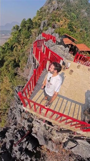 This Doesn't Look Real | Vang Vieng, Laos