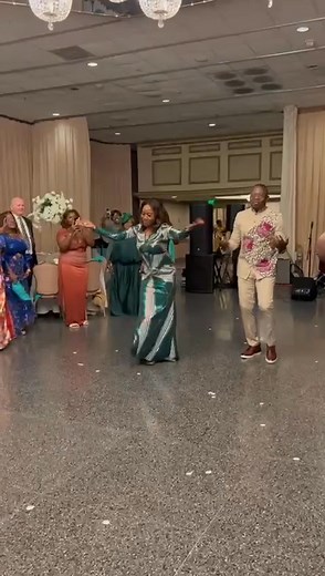 LE SHOW DU WEDDING | Princess C. Jeanne