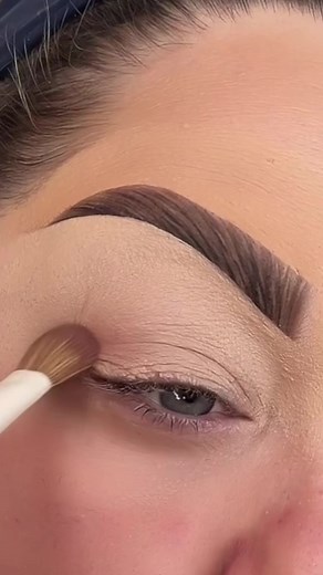 68K views · 986 reactions | Mini Tutorial  #noteeth #viral #trending #dentures #veneers #clipinveneers #cliponveneers #contourtutorial #nosecontour #makeup #makeupofinstagram #makeuplook #makeupaddict #makeyupworld #makeupdolls #makeupwedding #makeuptutorial #makeupaccounts #makeuppowder #smallbeauytyinflueuncer #weightlossjourney | Lashes And Losing | Facebook