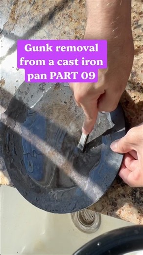 Removing cast iron gunk #cleaning #gunk #castironskillet #diy #handyman