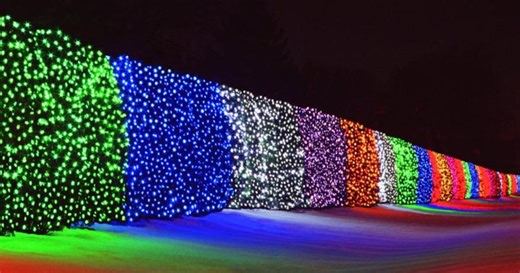 These 10 light displays make the season bright