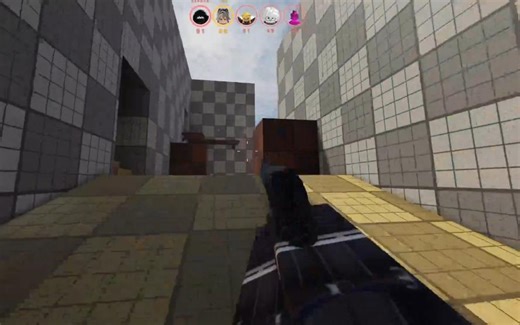 玩Roblox的FPS游戏