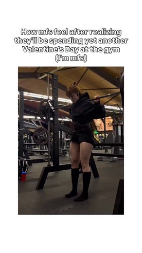 Aleksandra Iatsevich | Fitness Coach on Instagram: "Gym never leaves you 💔 • #gym #valentinsday #bodybuilding #legday #gymmeme"