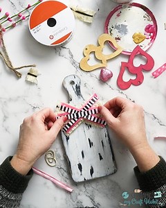 21K views · 304 reactions | Turn a few simple dollar store supplies into an adorable craft for Valentine's Day! ❤ #crafts #dollartreediy #farmhousestyle #sustainmycrafthabit #diyproject | Sustain My Craft Habit | Facebook