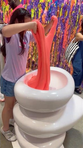 Francesca and Alex are back with a super squishy fun adventure! 💖Sloomoo Institute