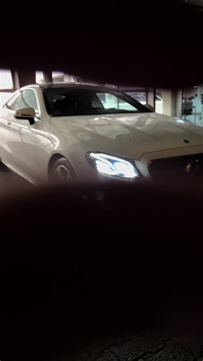 Ocean Eyes Trend: Mercedes Benz E300 Coupe Style