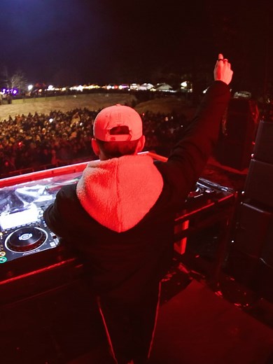 Snow Machine on Reels