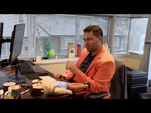 This is tinyBuild - secret neighbor ps4