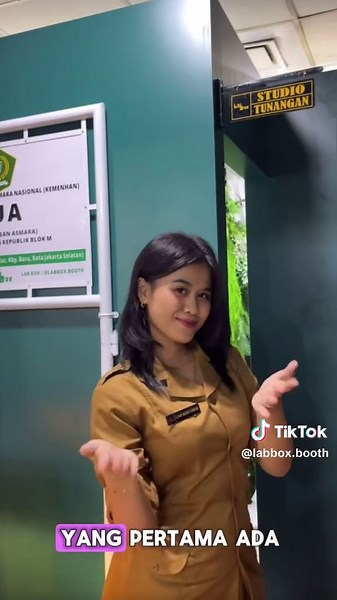 Lab Box KUA: Mudahnya Foto Prewedding di Blok M