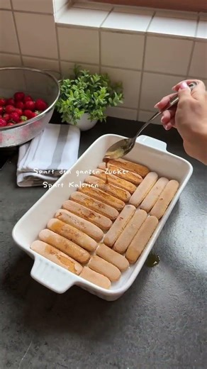 Rezept - Erdbeertiramisu für meine Mami😍🍓super fix zubereitet | AnzeigeZutaten