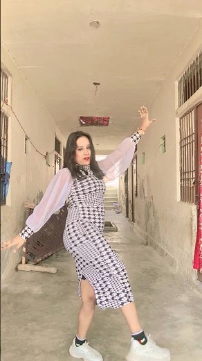 Coco cola 2 |#nehakakkar #tonykakkar #cococola2 #dance #trending ‪@nehakakkar‬ ‪@TonyKakkar‬