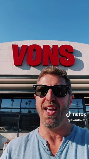 Vons: The Legacy of LA's Grocery Pioneer Since 1906