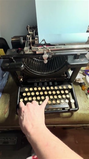 1909 Remington typewriter