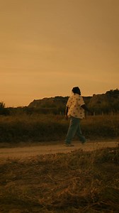 Família, ❤️ é de coração cheio que partilho convosco que o meu segundo álbum “AMANHECEU” será vosso dia 9 de julho. Depois de todos os momentos que vivemos com o “Trovador”, de ter sido pai, da vida ter mudado, precisei de me reencontrar e de viver novas experiências. O resultado está nestas 10 novas canções que fazem deste projeto especial para mim e que refletem a fase em que estou, tanto a nível pessoal como profissional. Estou agradecido porque, mais uma vez, Amanheceu. 🌅 Até já | Ivandro