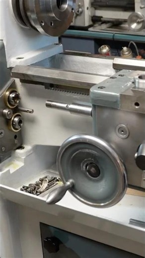 Weiler Matador Lathe – Control Rod, Clutch Fine Tuning & Carriage Gib Fix