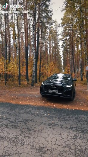 Audi RS Q8 Acceleration - Ultimate Speed Demon