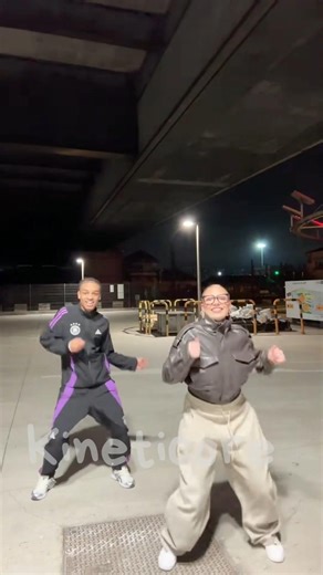 Leur connexion sur "Fait Oh Fait" est incroyable ! 🔥🕺💃 #stemilano #dance #shorts