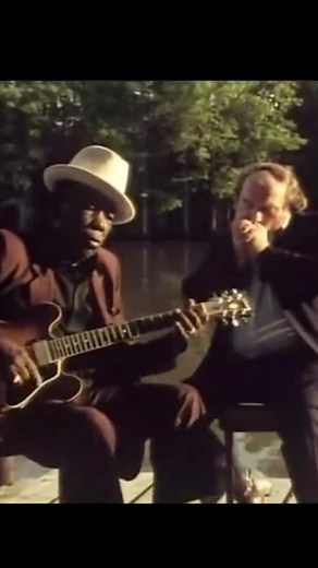 Baby Please Don't Go - John Lee Hooker and Van Morrison in 1992
