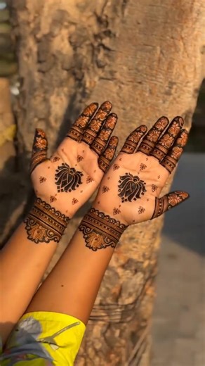 Traditional Lotus Mandala Mehendi | Full Hand Design 🪷✨||#shorts #mehndi #hennadesign #mehandi