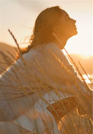 Track: Inspiring Acoustic - uplifting and beautiful guitar music for videos, films, travel videos, summer videos, social media, websites and more. #inspiringacoustic #upbeat #guitar #summermusic #AShamaluevMusic