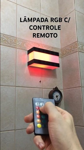 Testando as cores da Lâmpada LED colorida RGB