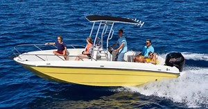 The all-new Element CC7 makes the most of its size—and your boating budget. | Bayliner Boats