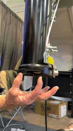 The details make ALL the difference. 🤝 When you pull your trailer every day, you don’t want to dread hooking and unhooking. This feature saves time, energy, and makes ranch life a little easier. What do you think? ‼️ For ranch trailers built for your toughest work, explore the link in our bio. #cowboyup #rancher #ranching #ranchlife #livestock | Big Bend Trailers