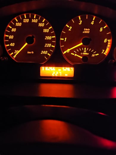 Unlocking Hidden Features: Adaptive Brightness in Your Old BMW