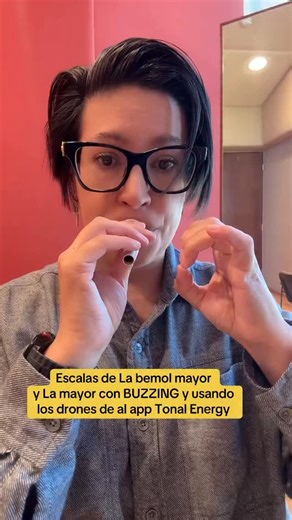 PRIMERAS NOTAS DEL DÍA Apoyándome con la app de Tonal Energy para practicar con drones. Ustedes hacen buzzing? #trompeta #trumpet #trompetista #ladocarmida | La Doc Armida