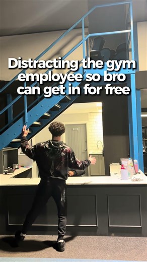 Jester maxxing #gym #bodybuilding #gymhumor #biceps #gymrelatable