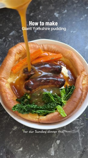 Giant Yorkshire Pudding Recipe for Cozy Dinners