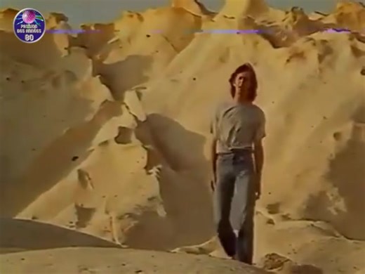 80's... '"Encore un matin" est une chanson de Jean-Jacques Goldman, sortie en 1984 sur l'album "Positif", dont il est le second extrait à paraître en single en mai de la même année. "Encore un matin" s'est vendu à plus de 300 000 exemplaires. Un beau succès ! | Daniel Bourlard